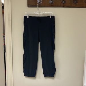 Athleta: Black Capri Jogger, Size 6